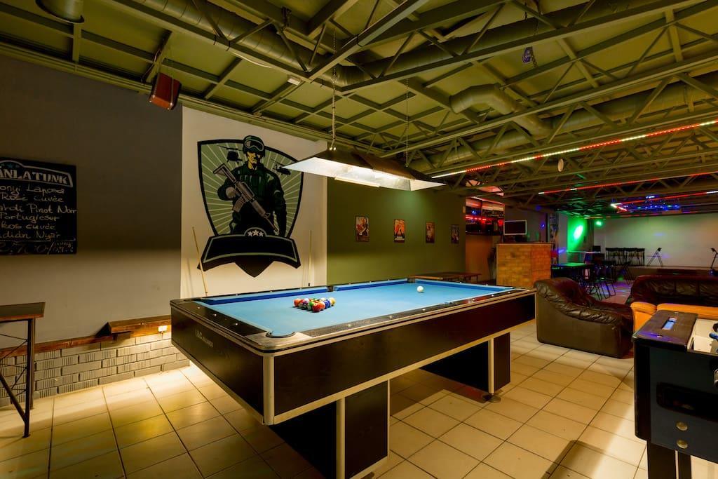 ブダペスト The Bachelor Bar - Bunker | Private Clubヴィラ エクステリア 写真
